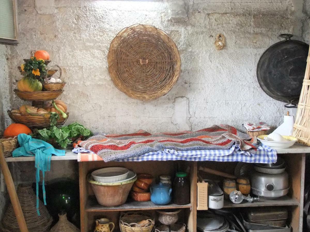 Bed and Breakfast Il Filo Di Paglia Комизо Экстерьер фото